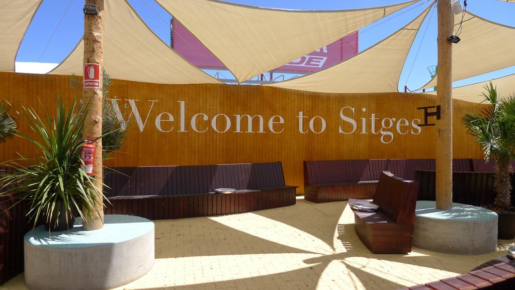 Mini Apartamento Port Aiguadolc Sitges Ngoại thất bức ảnh