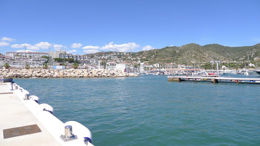 Mini Apartamento Port Aiguadolc Sitges Ngoại thất bức ảnh