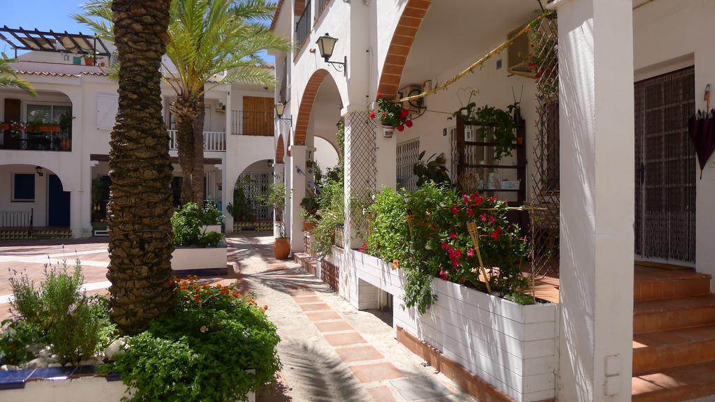 Mini Apartamento Port Aiguadolc Sitges Ngoại thất bức ảnh