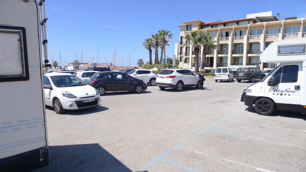 Mini Apartamento Port Aiguadolc Sitges Ngoại thất bức ảnh